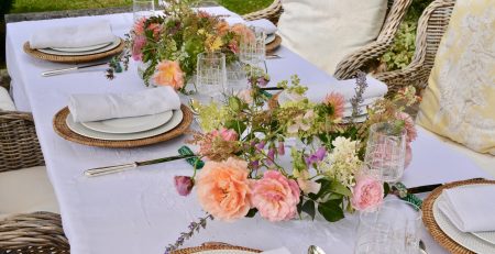A stunning summer table setting with luxury creations